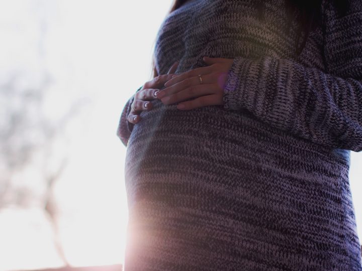 Guide de survie contre les brûlures d’estomac pendant la grossesse